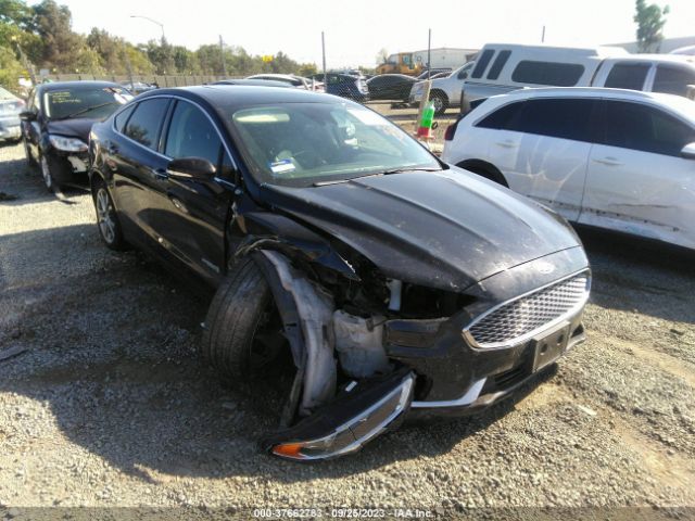 3FA6P0RU8KR134887 Ford Fusion Hybrid Titanium