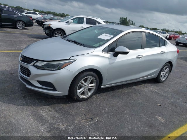 Chevrolet CRUZE LT 2018 1G1BE5SM4J7178891 Image 2
