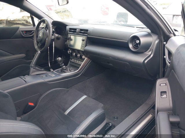 Toyota Gr86 Premium 2023 JF1ZNBE19P9752460 Image 5