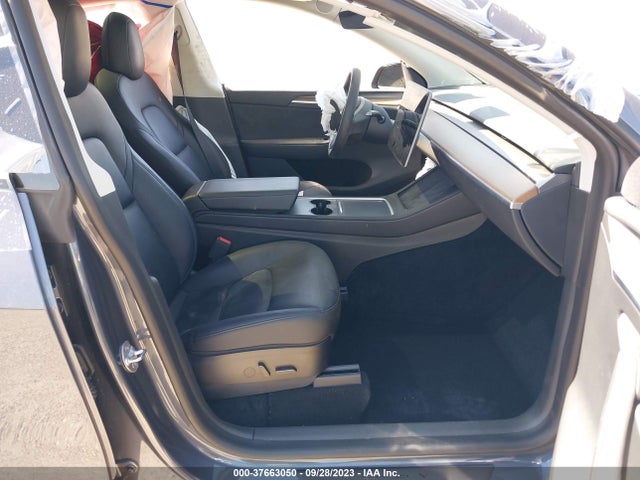 7SAYGAEE2PF633638 Tesla Model Y Long Range