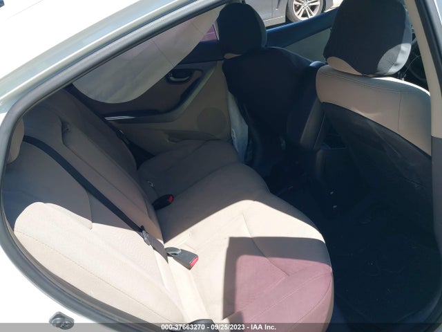 2015 HYUNDAI ELANTRA SE VIN: 5NPDH4AE3FH564006