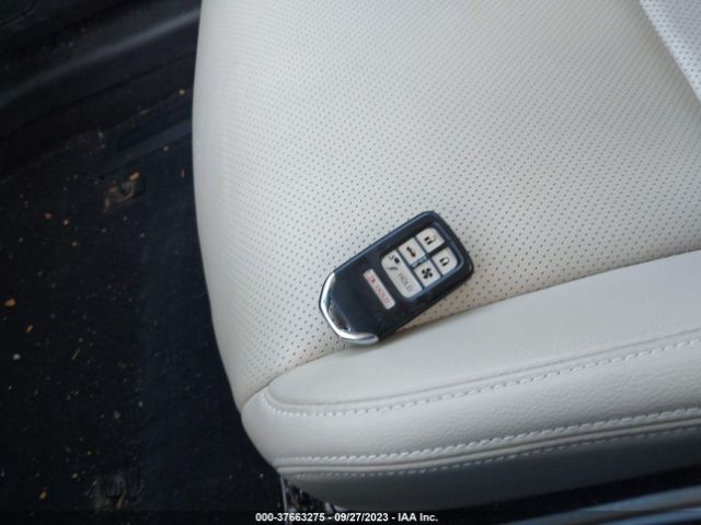 JHMZC5F30JC021040 Honda Clarity Plug-in Hybrid Touring