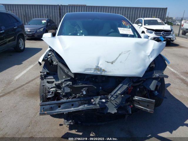 5YJXCBE22JF116931 Tesla Model X 75d/100d/p100d