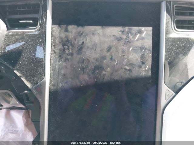5YJXCBE22JF116931 Tesla Model X 75d/100d/p100d
