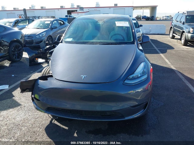 7SAYGDEEXPA152177 Tesla Model Y Long Range