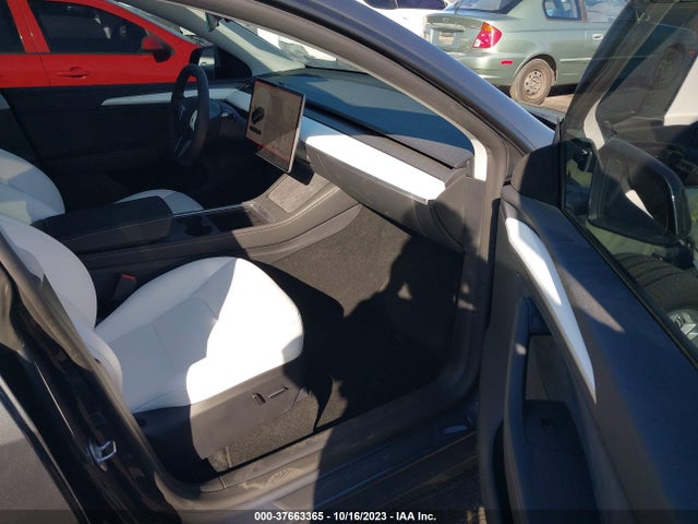 7SAYGDEEXPA152177 Tesla Model Y Long Range