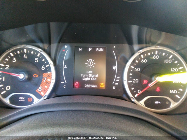 ZACNJBBB4LPL43225 Jeep Renegade Altitude