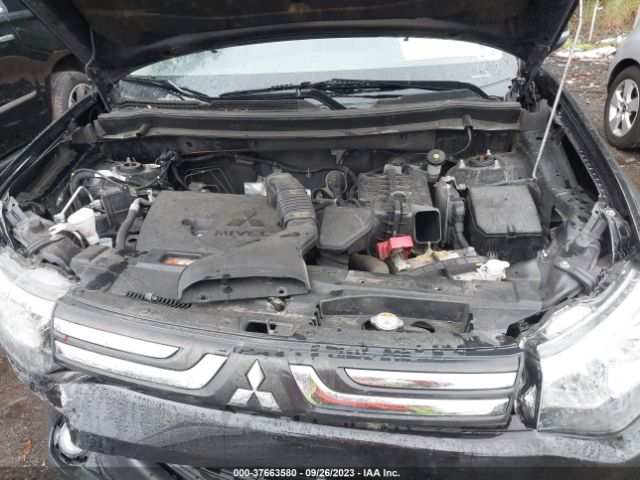 JA4AZ3A31EZ006312 Mitsubishi Outlander Se