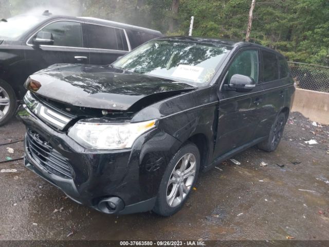 JA4AZ3A31EZ006312 Mitsubishi Outlander Se