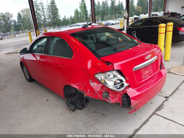 Chevrolet SONIC LT 2015 1G1JC5SH4F4116291 Image 3