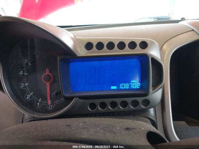 Chevrolet SONIC LT 2015 1G1JC5SH4F4116291 Image 7