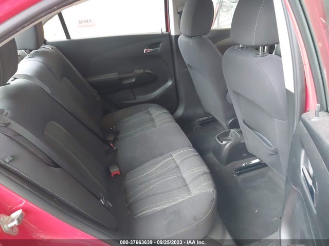 Chevrolet SONIC LT 2015 1G1JC5SH4F4116291 Image 8