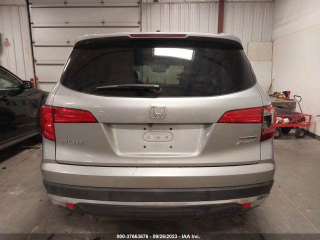 Honda Pilot Touring 2016 5FNYF6H93GB055836 Image 17