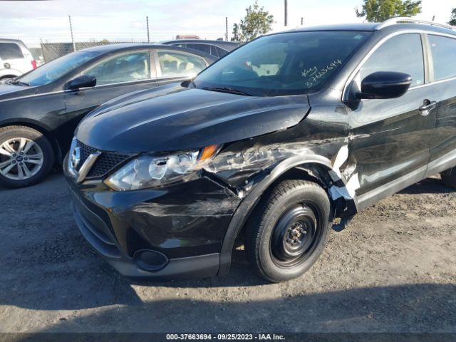 JN1BJ1CP4HW029162 Nissan Rogue Sport Sv