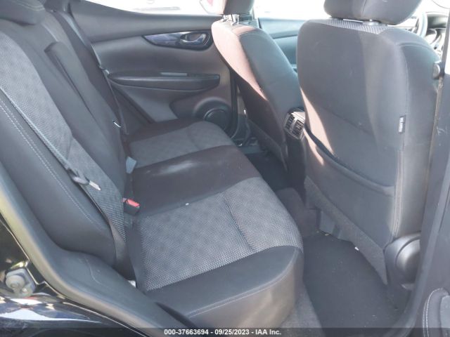 JN1BJ1CP4HW029162 Nissan Rogue Sport Sv
