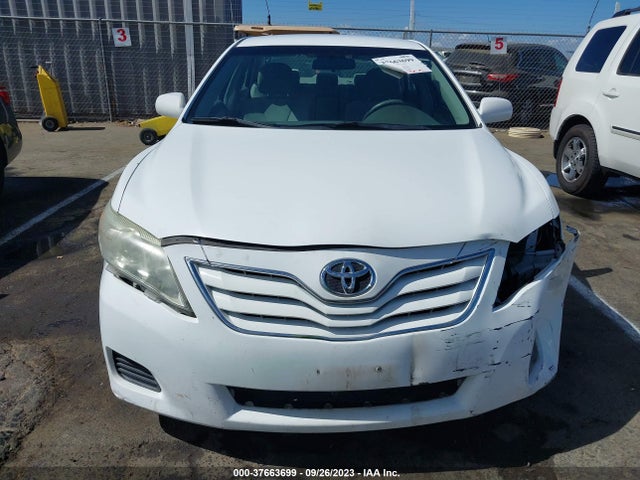 2011 TOYOTA CAMRY VIN: 4T1BF3EK8BU715022