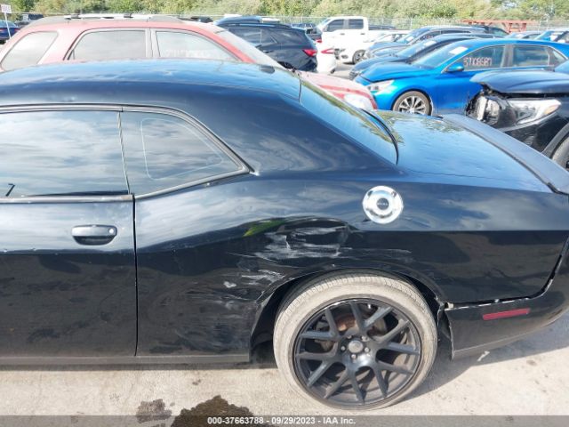 2C3CDZAGXGH184343 Dodge Challenger Sxt