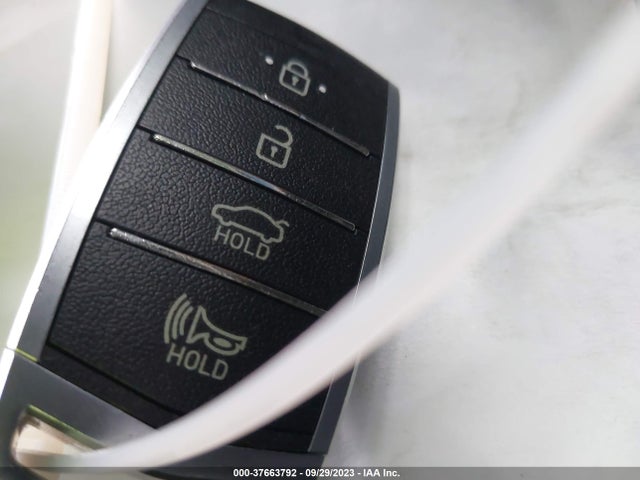 Genesis G80 3.8l 2017 KMHGN4JE9HU209979 Image 11