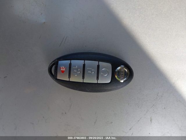 5N1DR2MM6JC632660 Nissan Pathfinder Sv