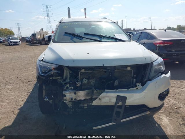 5N1DR2MM6JC632660 Nissan Pathfinder Sv