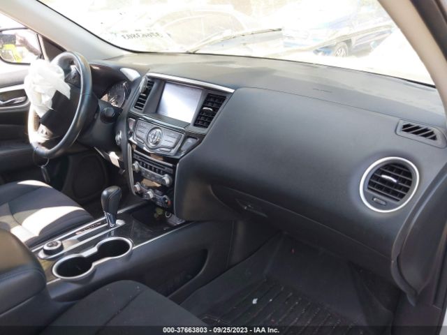 5N1DR2MM6JC632660 Nissan Pathfinder Sv
