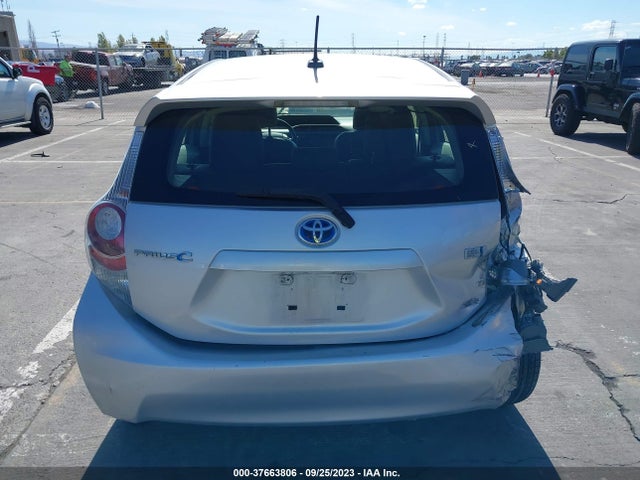 Toyota Prius C One/three/two/four 2014 JTDKDTB36E1083215 Image 8