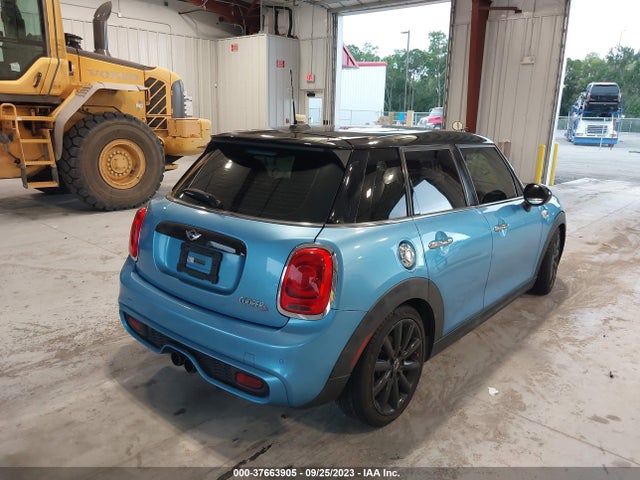 2015 MINI COOPER HARDTOP 4 DOOR WMWXU3C50F2B61778 Photo 3