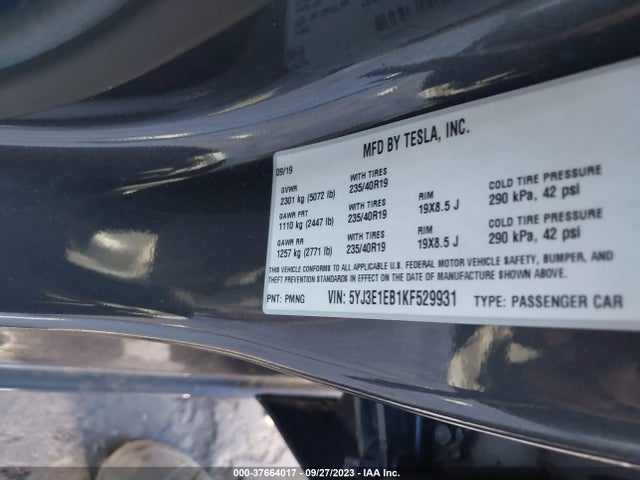 Tesla Model 3 Long Range/performance 2019 5YJ3E1EB1KF529931 Image 9