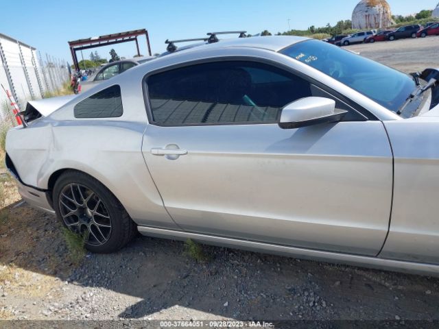 1ZVBP8AM5E5292708 Ford Mustang V6