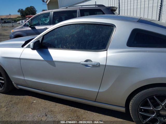 1ZVBP8AM5E5292708 Ford Mustang V6