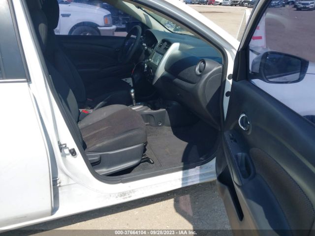 3N1CN7AP0KL821899 Nissan Versa Sedan Sv
