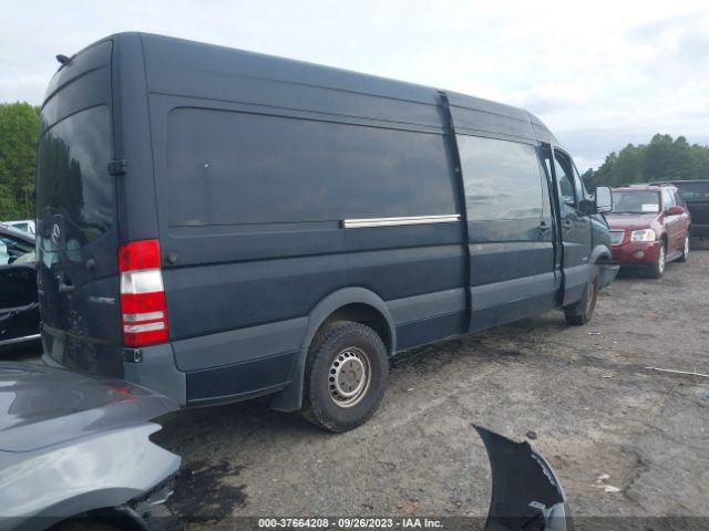 WD4PE8DC4E5943480 Mercedes-Benz SPRINTER CREW VANS