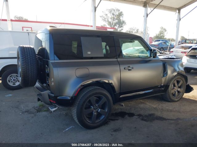 SALEW6EEXP2111786 Land Rover Defender Carpathian Edition/ V8