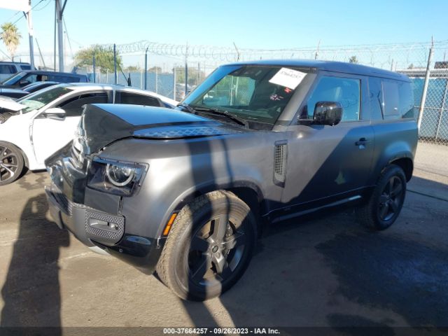 SALEW6EEXP2111786 Land Rover Defender Carpathian Edition/ V8