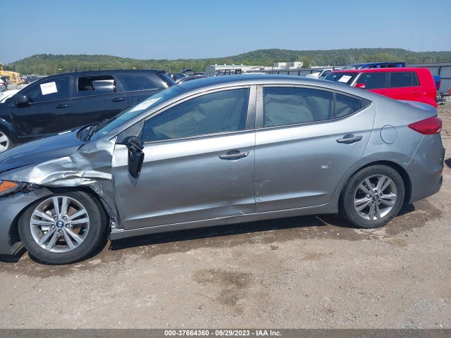 2017 HYUNDAI ELANTRA SE VIN: KMHD84LFXHU229965
