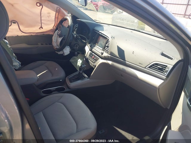 2017 HYUNDAI ELANTRA SE VIN: KMHD84LFXHU229965