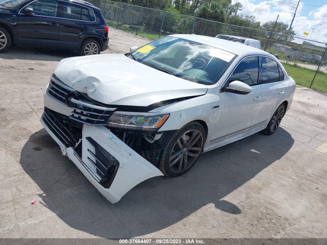 1VWDT7A33HC039005 Volkswagen Passat R-line W/comfort Pkg
