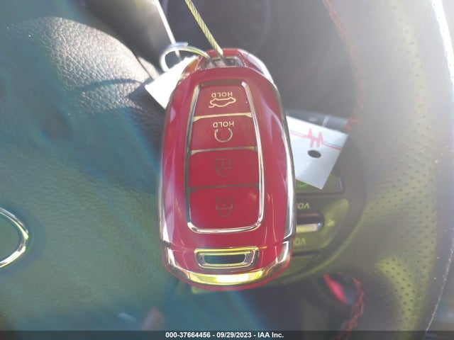 2018 HYUNDAI ELANTRA GT SPORT VIN: KMHH55LC2JU080396