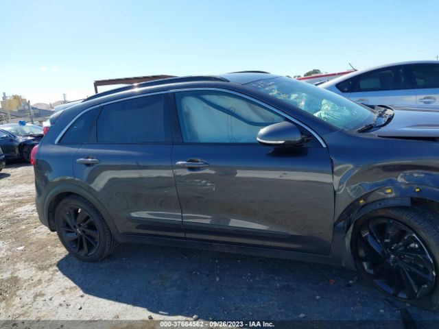 KNDCC3LC4J5187999 KIA NIRO EX