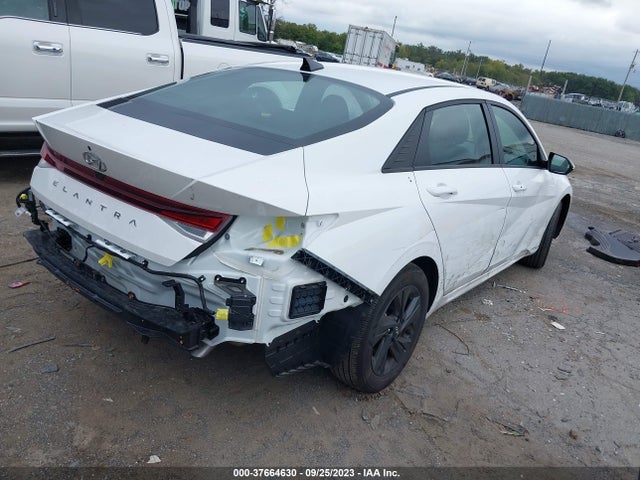 Hyundai ELANTRA SEL 2023 5NPLM4AG2PH112171 Image 4