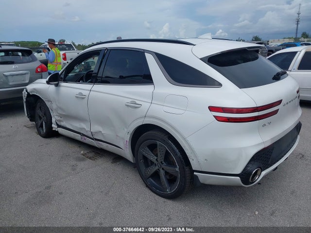 Genesis Gv70 2.5t Awd 2023 KMUMADTB1PU089936 Image 3
