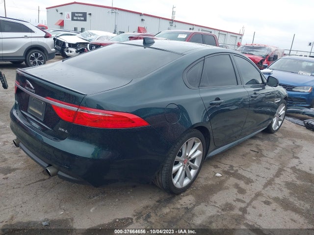 2016 JAGUAR XF SAJBF4BV1GCY07502 Photo 3