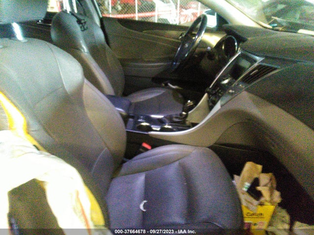 Hyundai Sonata Hybrid Limited 2014 KMHEC4A48EA105355 Image 5