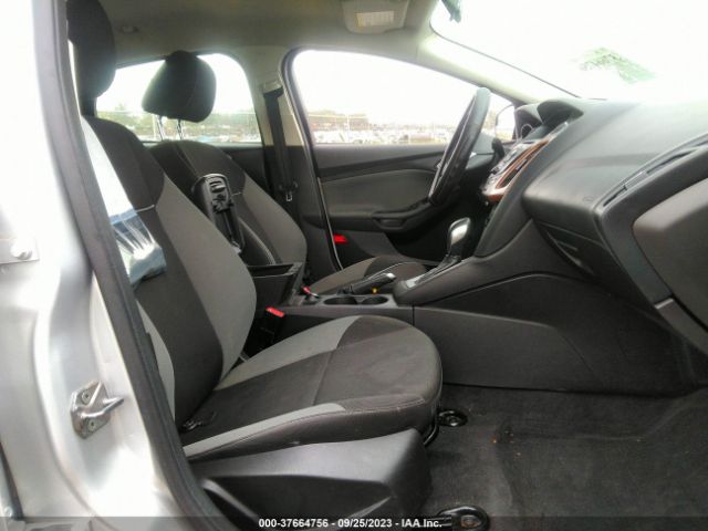 1FADP3K21EL225732 Ford FOCUS SE