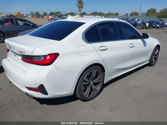 3MW5R1J03M8B72869 BMW 330I