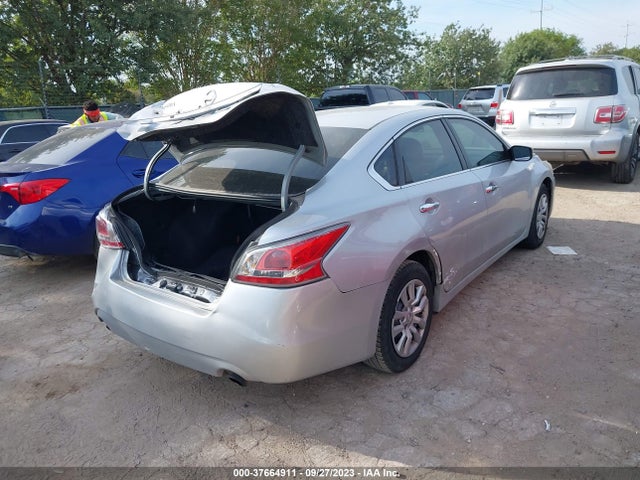 Nissan Altima 2.5 S 2014 1N4AL3AP4EN238149 Image 4