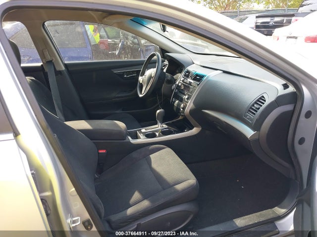 Nissan Altima 2.5 S 2014 1N4AL3AP4EN238149 Image 5