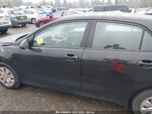 3KPA25AB1JE049339 KIA Rio 5-door Lx