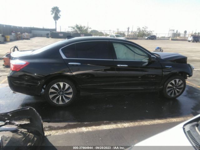 1HGCR6F72FA003898 Honda Accord Hybrid Touring