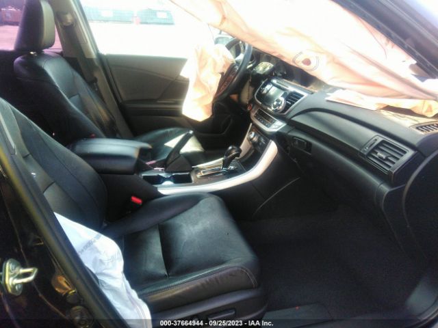 1HGCR6F72FA003898 Honda Accord Hybrid Touring